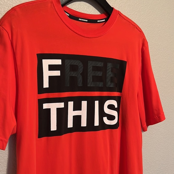 Nike tee - Picture 4 of 11